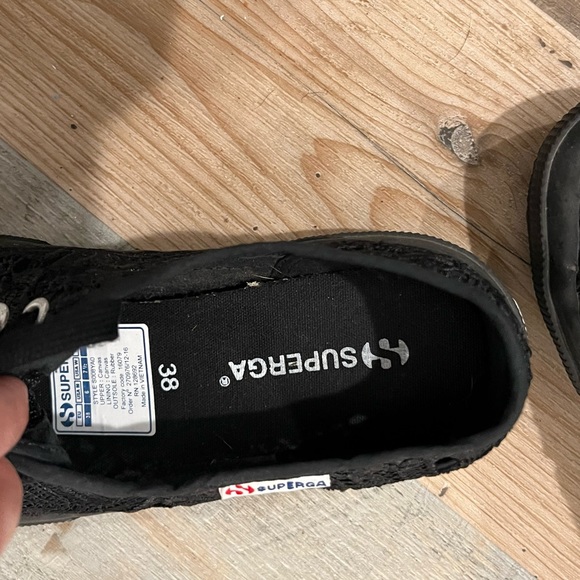 Superga Black Lace Tennis Shoes/ Sneakers, size 38 - Picture 2 of 4